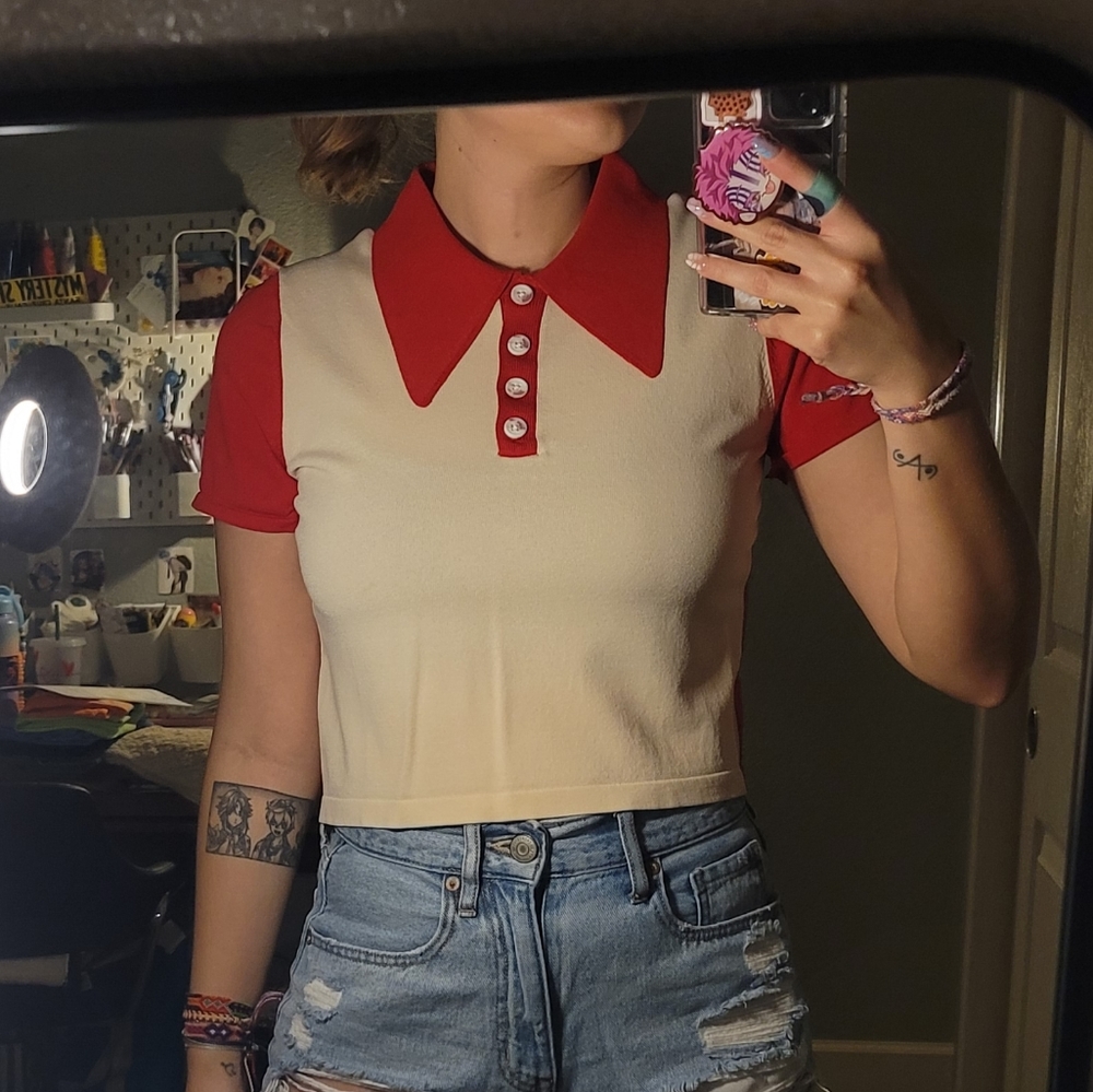 collared shirt